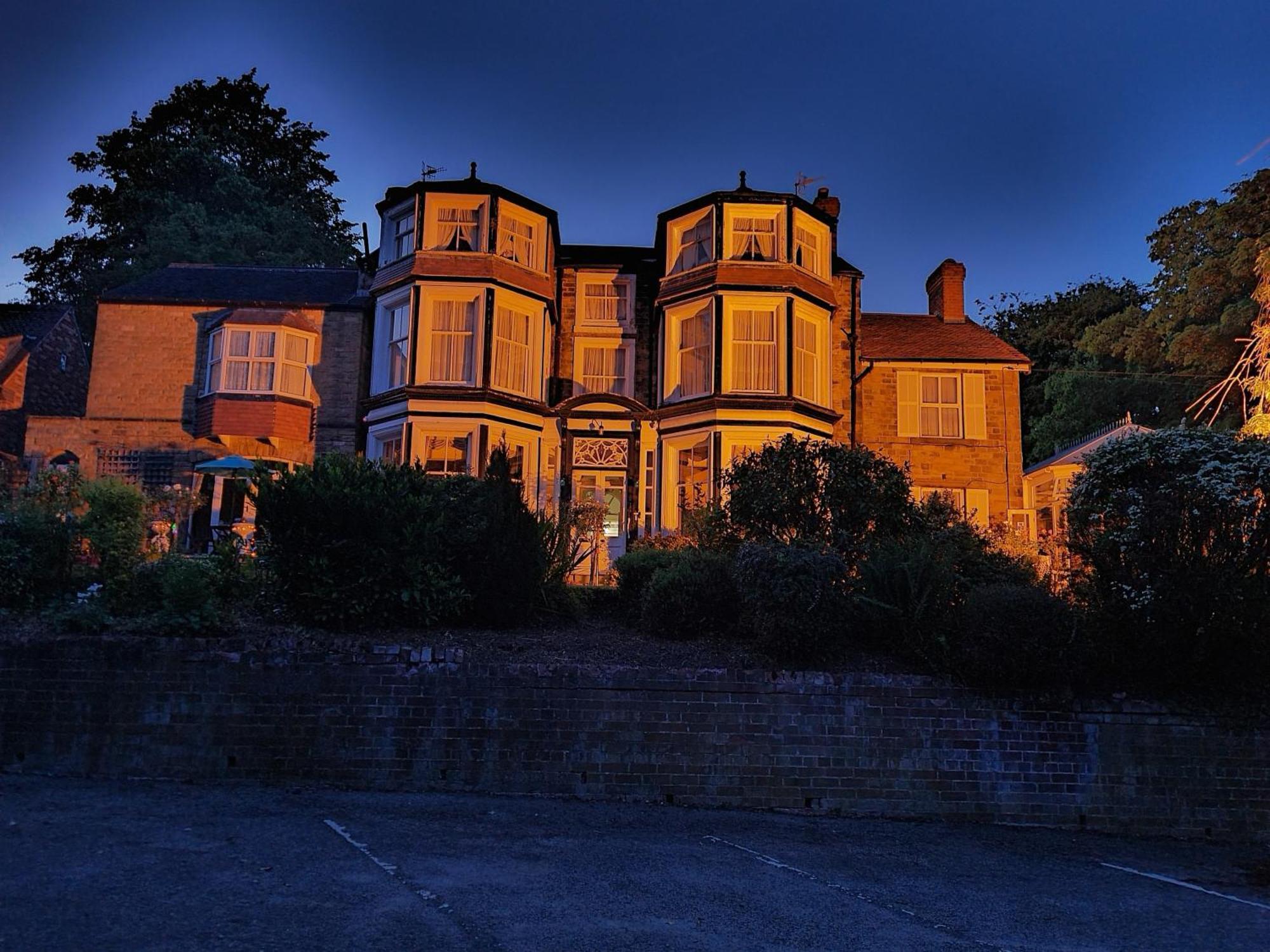 The Chantry Hotel Dronfield Exterior photo